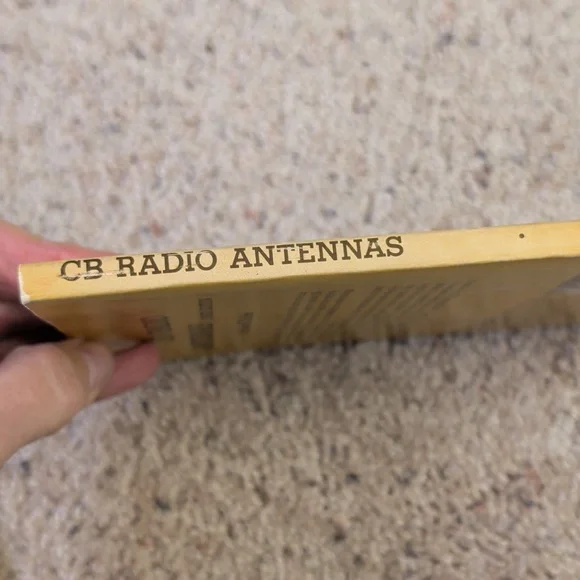 CB Radio Antennas By David E Hicks Vintage Educational Book - Picture 7 of 8